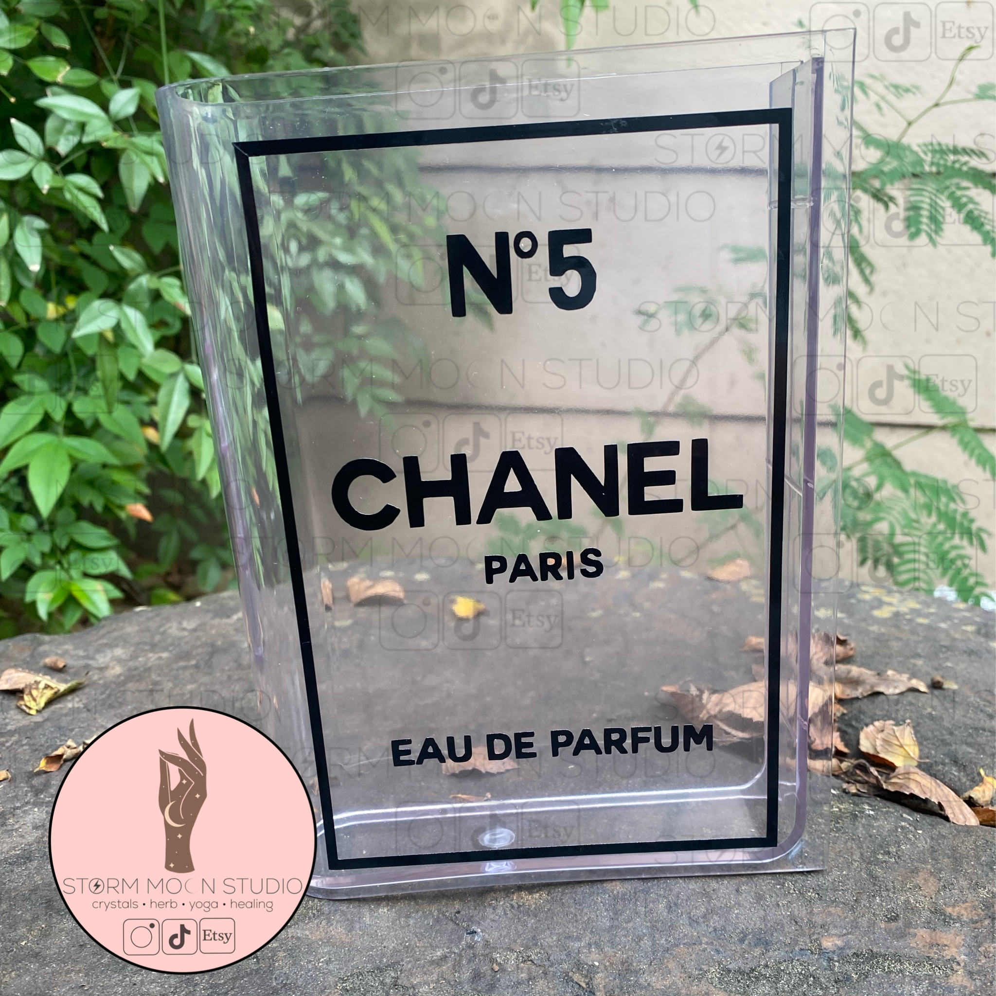 Custom Acrylic Book Vase